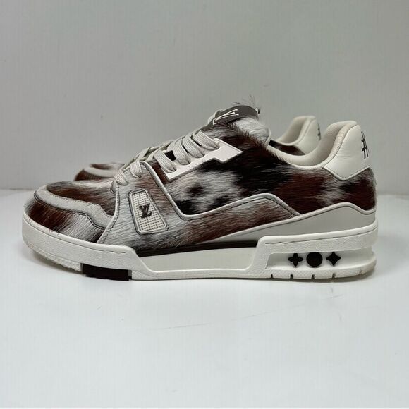 Louis Vuitton LV Trainer Sneaker in a brown pony-style calf leather Size 8 US 9 - Picture 4 of 9